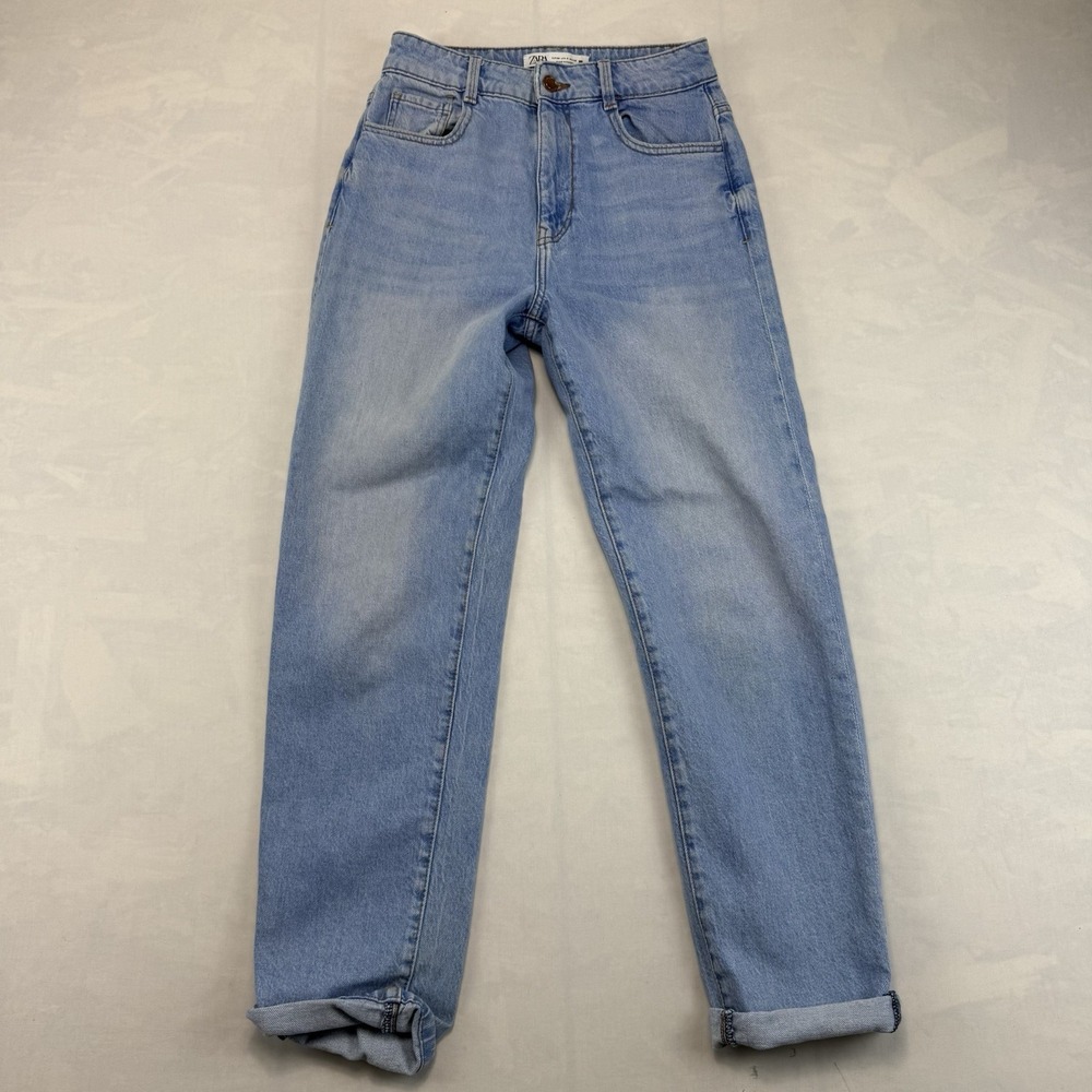 Zara Jeans Womens Size 4 Light Wash Blue High Rise Straight Leg Denim